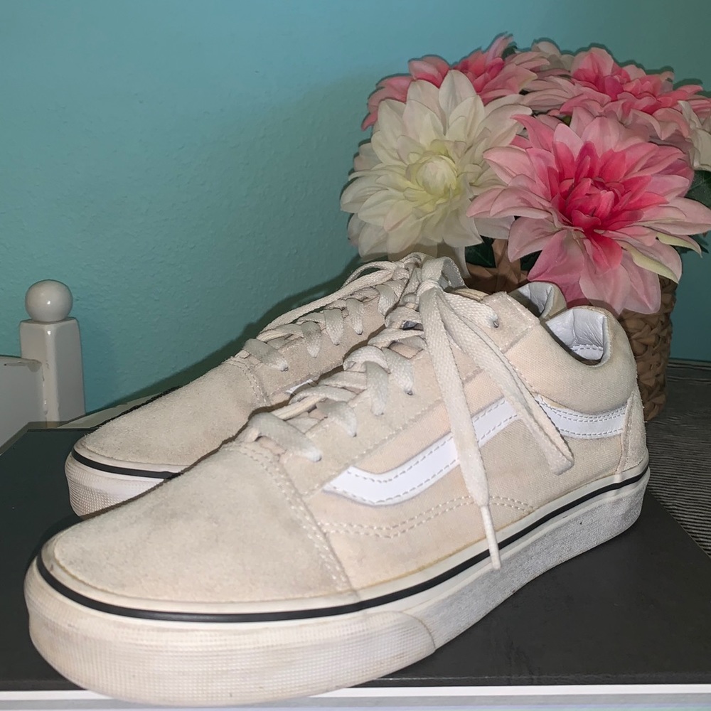 Cream white vans!!